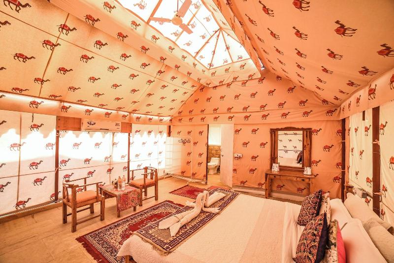 Lakhmana Desert Camp image