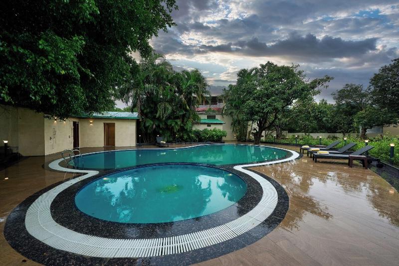 Abn Sarovar Portico Jim Corbett image