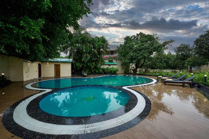 Abn Sarovar Portico Jim Corbett image