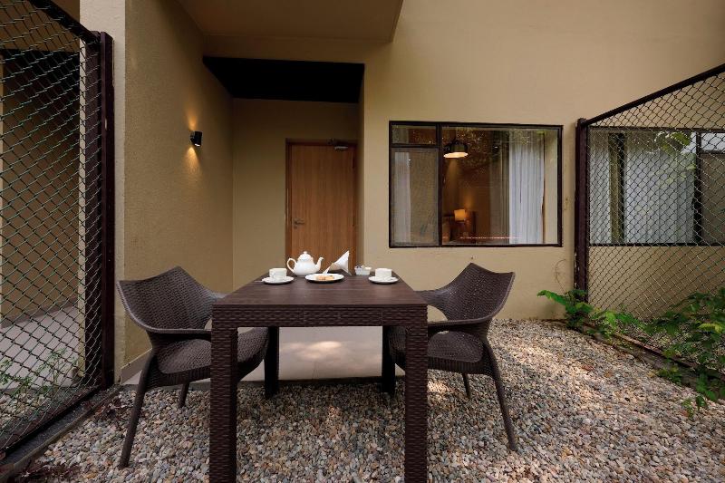 Abn Sarovar Portico Jim Corbett image