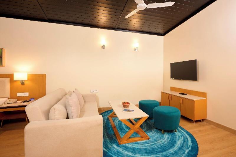 Abn Sarovar Portico Jim Corbett image