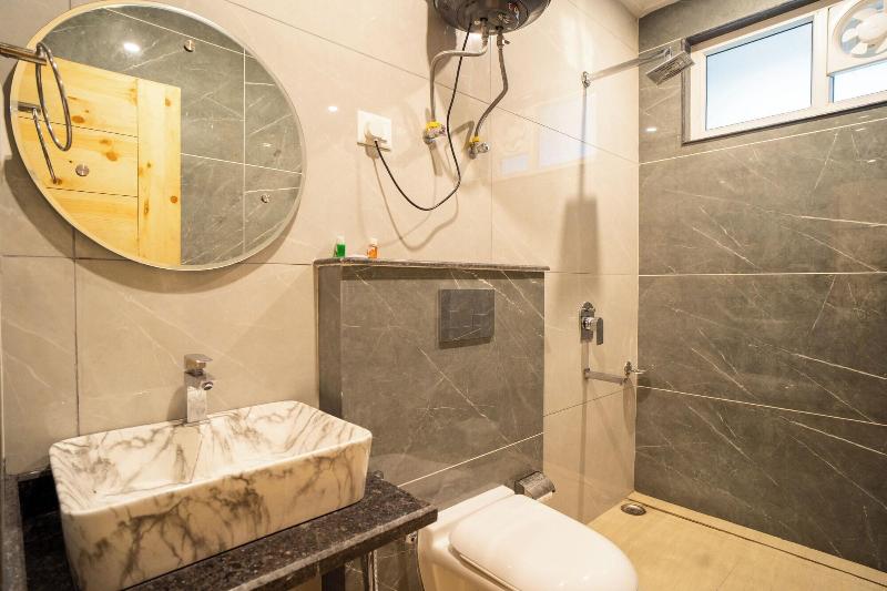 Hotel Winterfell Mussoorie image