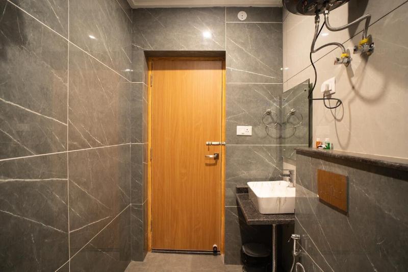 Hotel Winterfell Mussoorie image