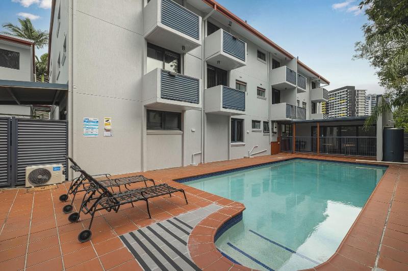Asraport Motel image