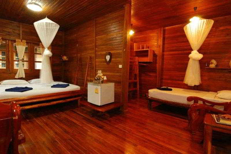 Nice & Easy House image