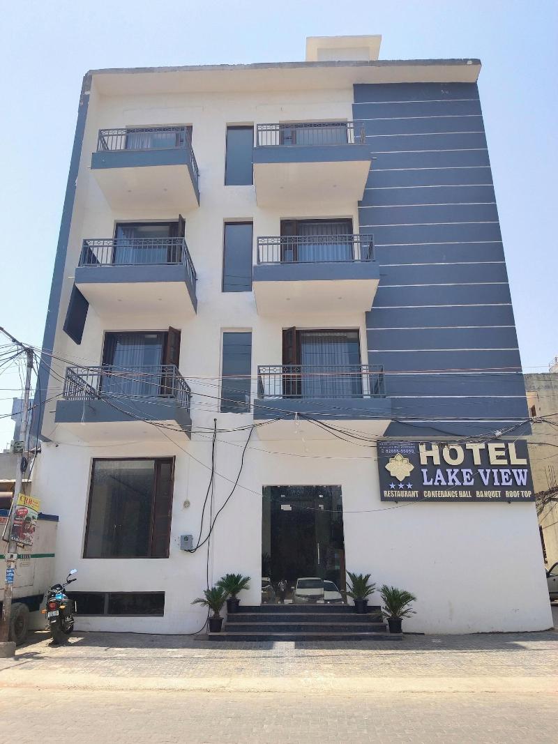 Hotel Lake View image