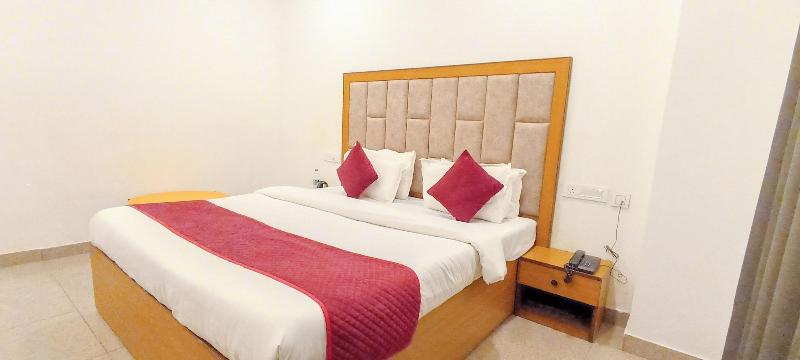Hotel Lake View image