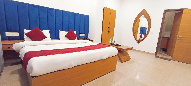 Hotel Lake View image