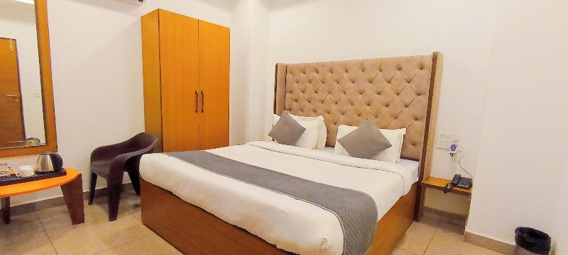 Hotel Lake View image