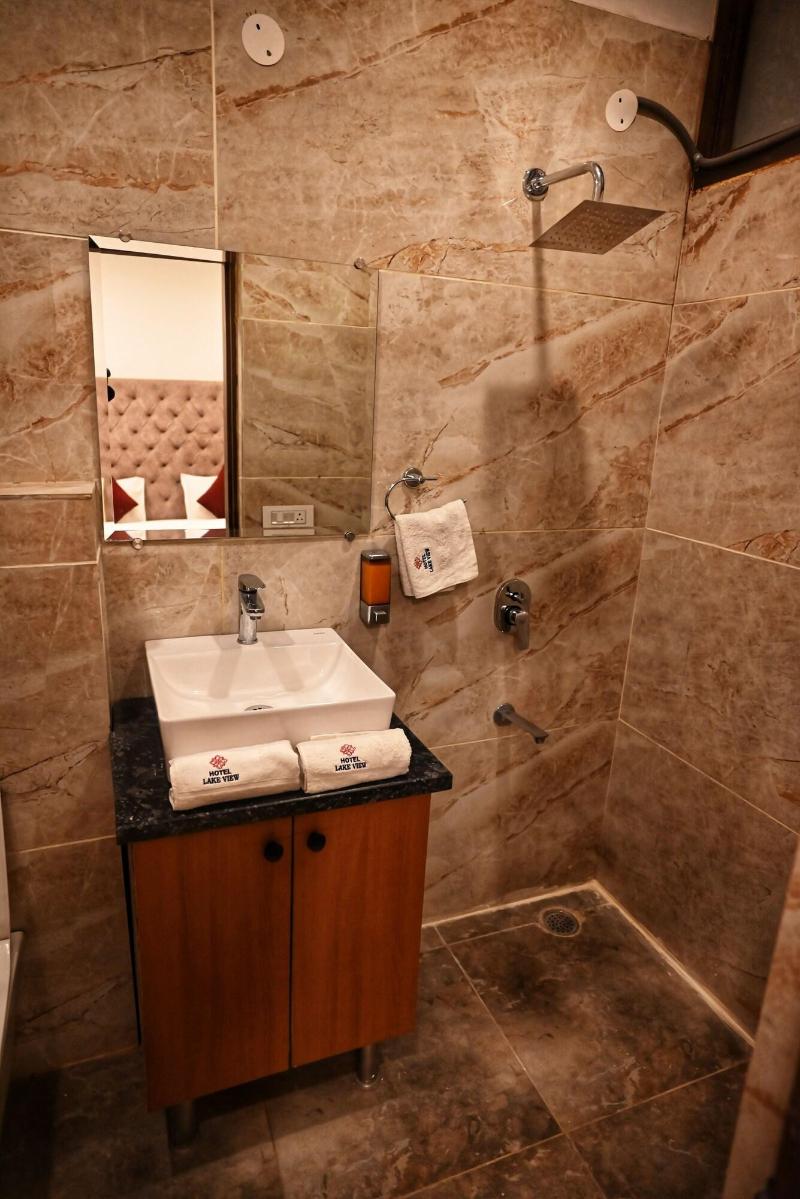 Hotel Lake View image