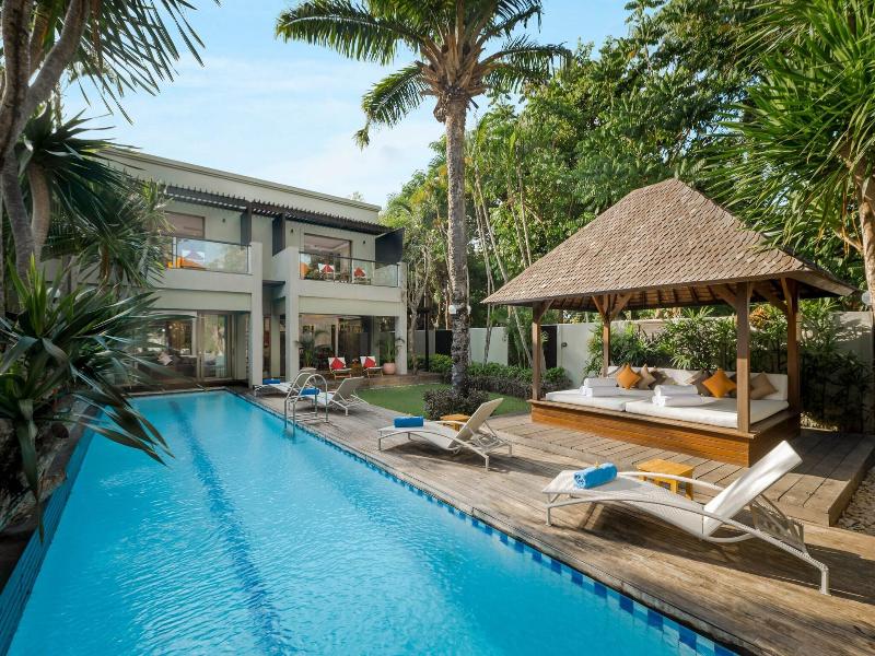 Downtown Villas image