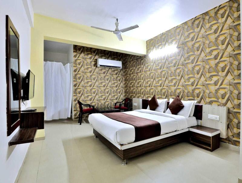 Hotel Jaunt Safari image