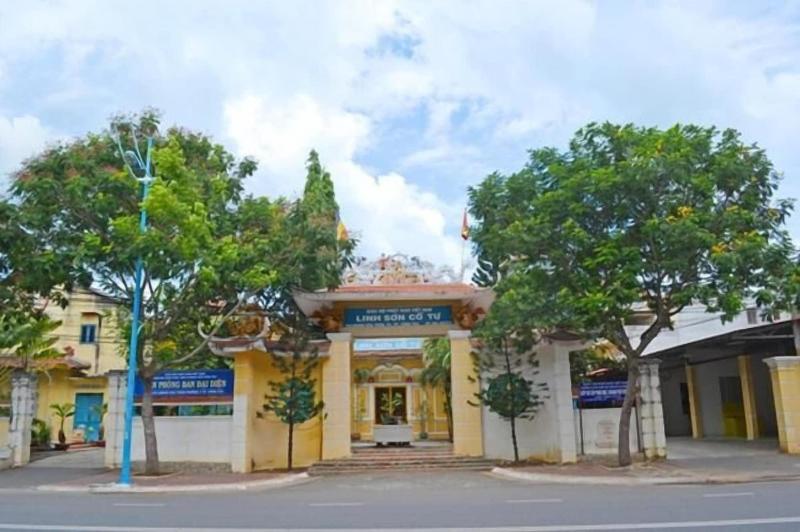 Victory Hotel image