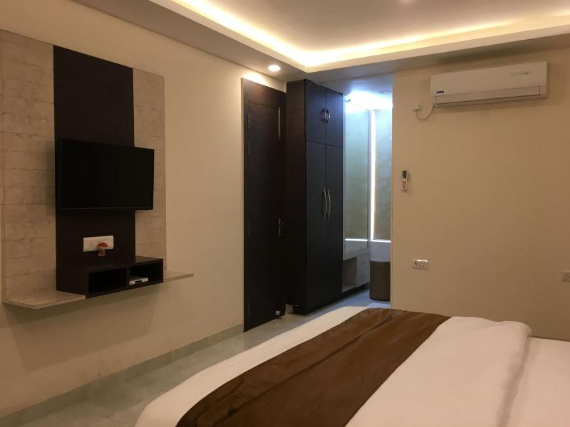 Hotel K3 Club Residency image