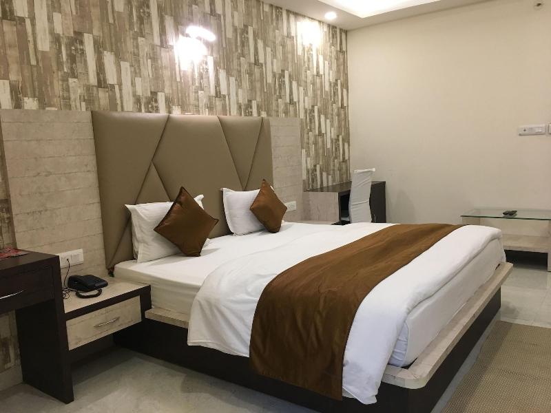 Hotel K3 Club Residency image