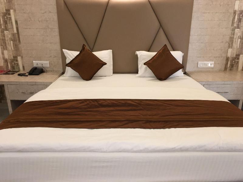 Hotel K3 Club Residency image