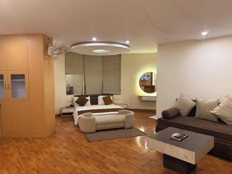 Hotel K3 Club Residency image