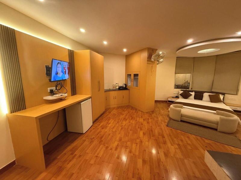 Hotel K3 Club Residency image
