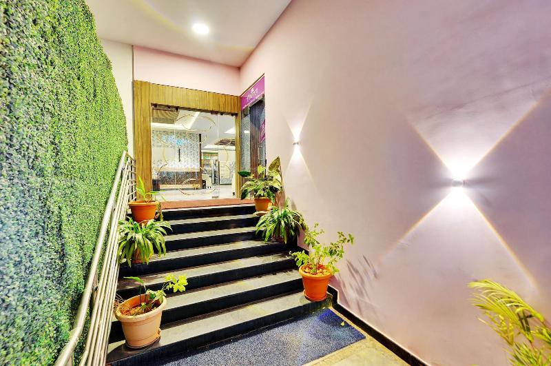 Vista Suites Bangalore image