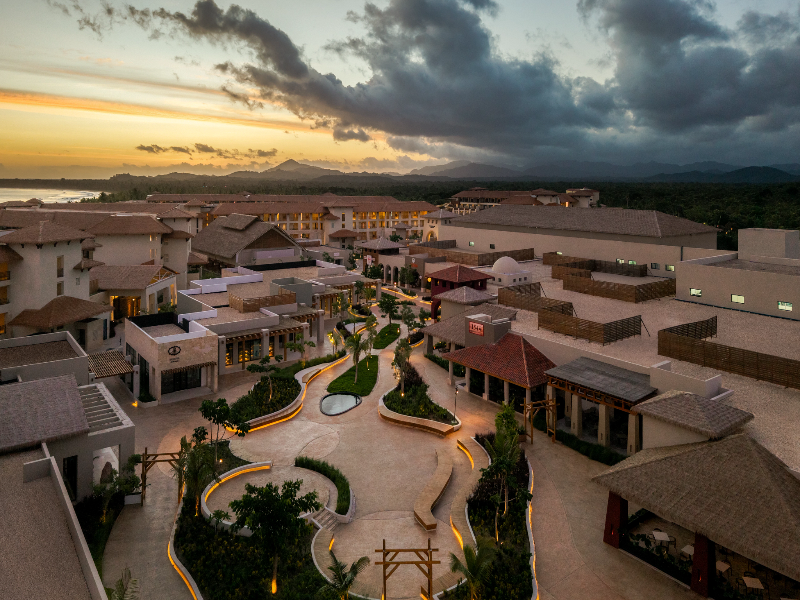 Secrets Playa Esmeralda Resort & Spa