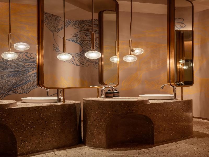 KROMO Bangkok, Curio Collection by Hilton image