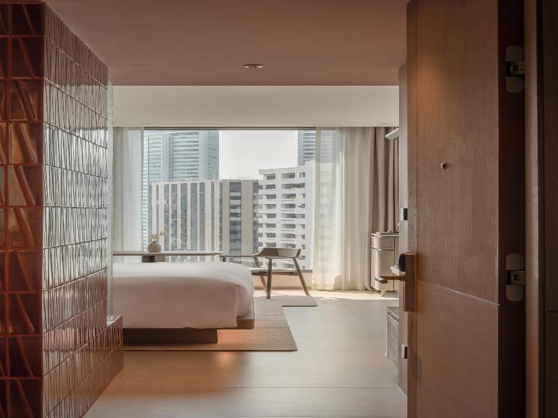 Kromo Bangkok, Curio Collection By Hilton image