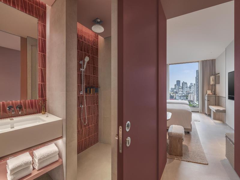 Kromo Bangkok, Curio Collection By Hilton image