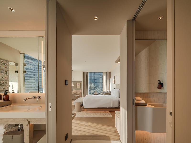 Kromo Bangkok, Curio Collection By Hilton image