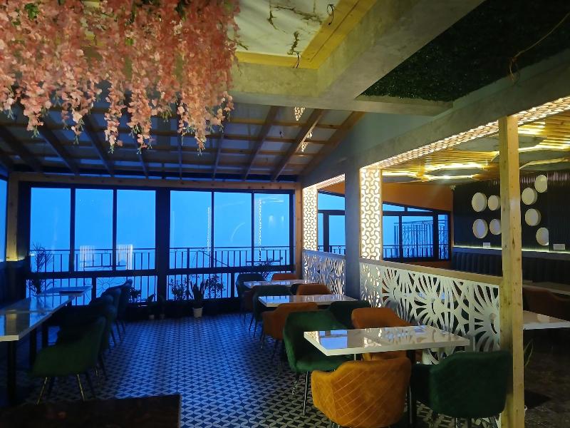 Hotel Grand Hill