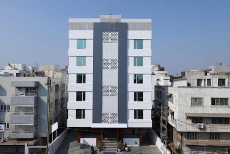 Hotel Avista — general view