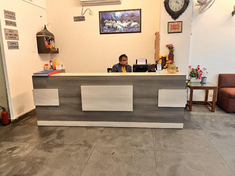 Hotel Gracious image