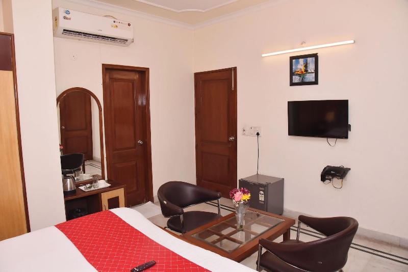 Hotel Gracious image