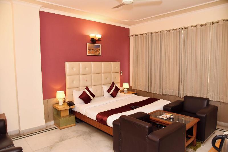 Hotel Gracious image