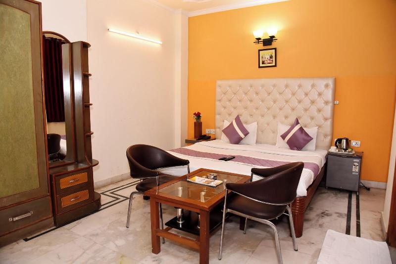 Hotel Gracious image