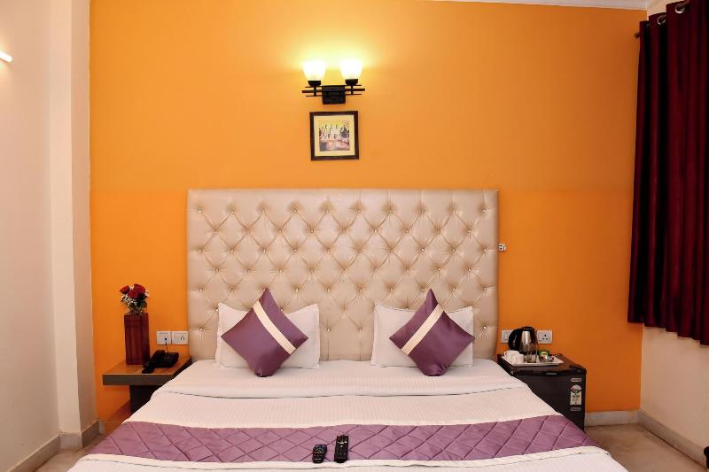 Hotel Gracious image