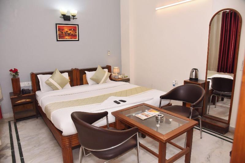 Hotel Gracious image