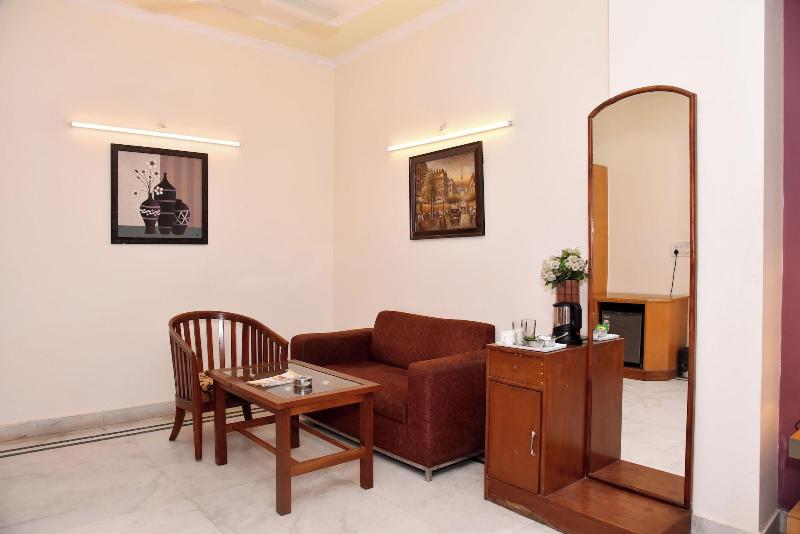 Hotel Gracious image
