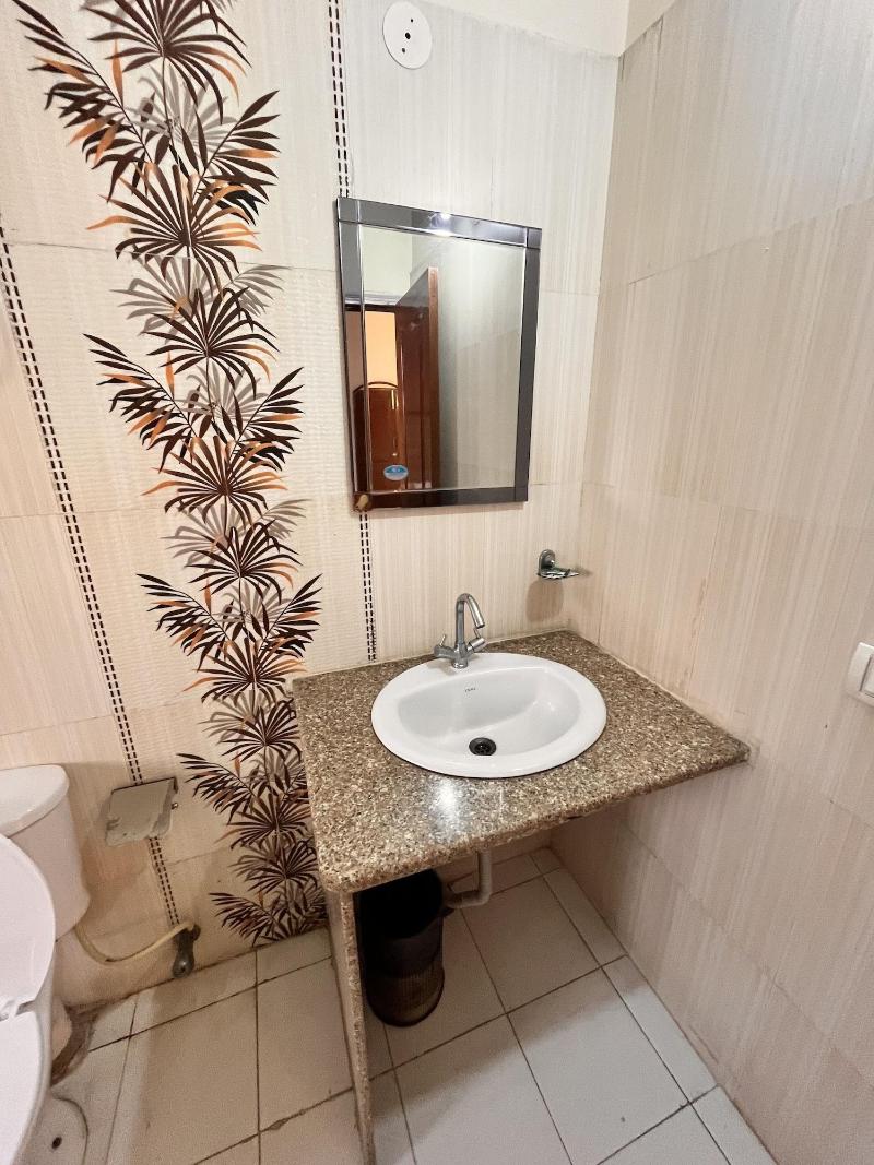 Hotel Gracious image