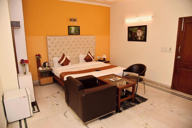 Hotel Gracious image