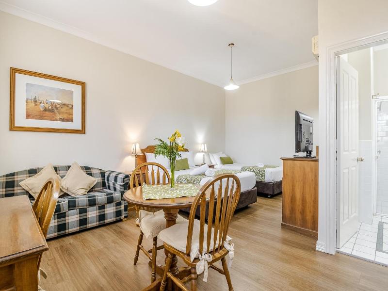 Ballina Heritage Inn image