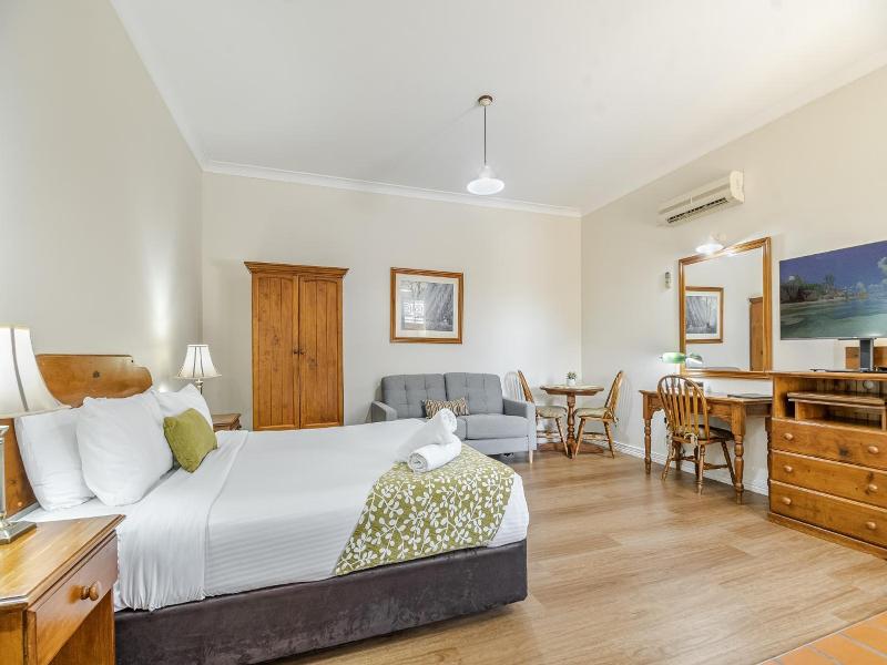 Ballina Heritage Inn image