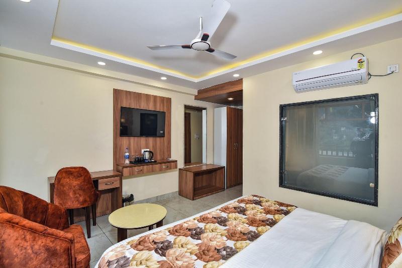 Hotel Pawan Regency image