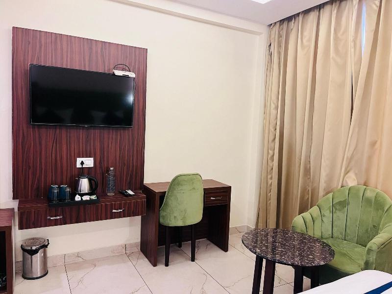 Hotel Pawan Regency image