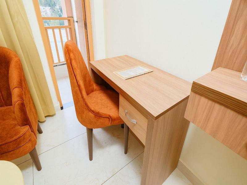 Hotel Pawan Regency image