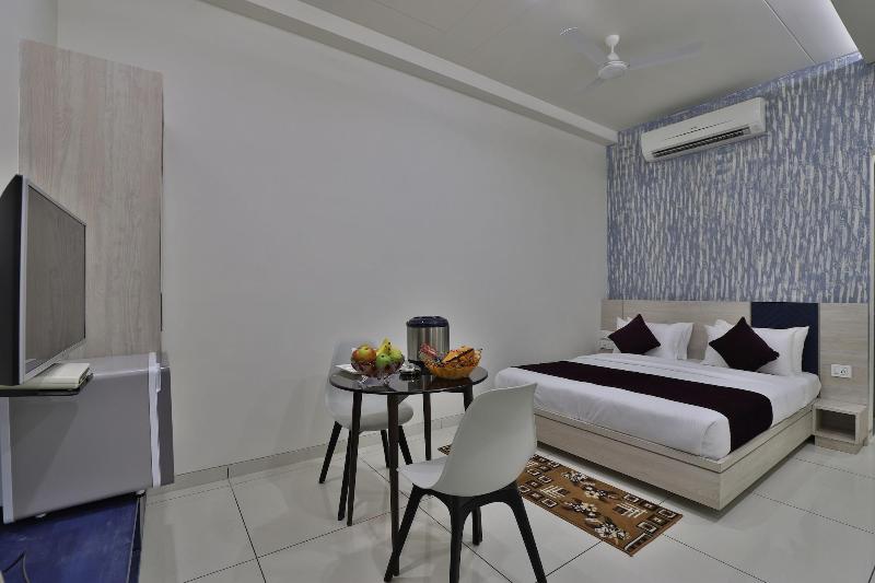Hotel Orbit image