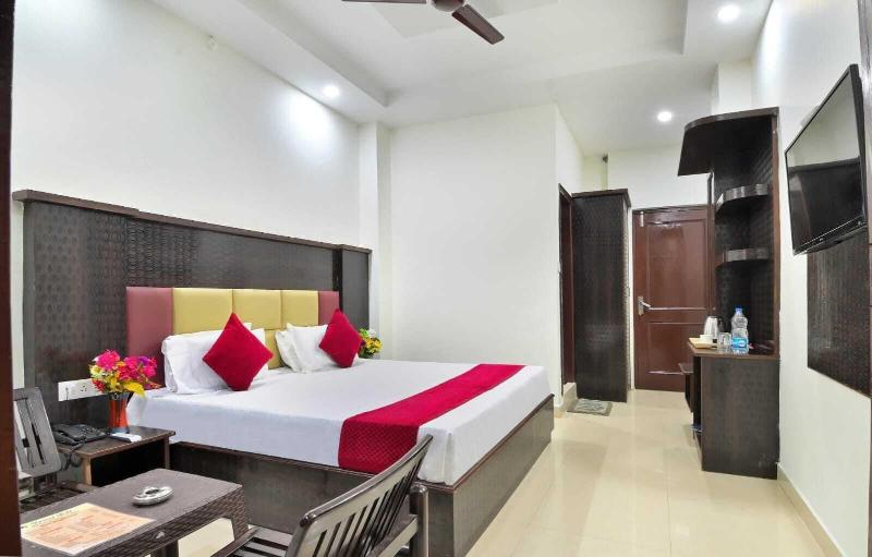 Hotel Forest Hill image