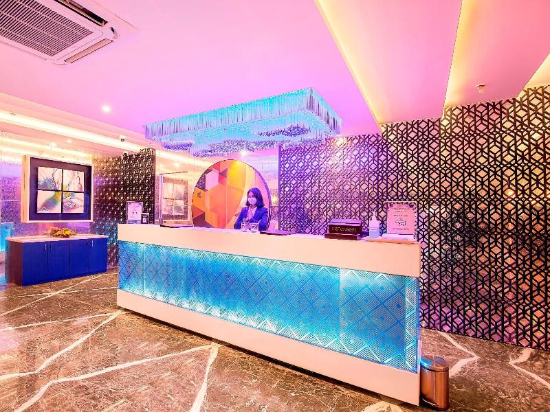 Hrj Sarovar Portico Indore image