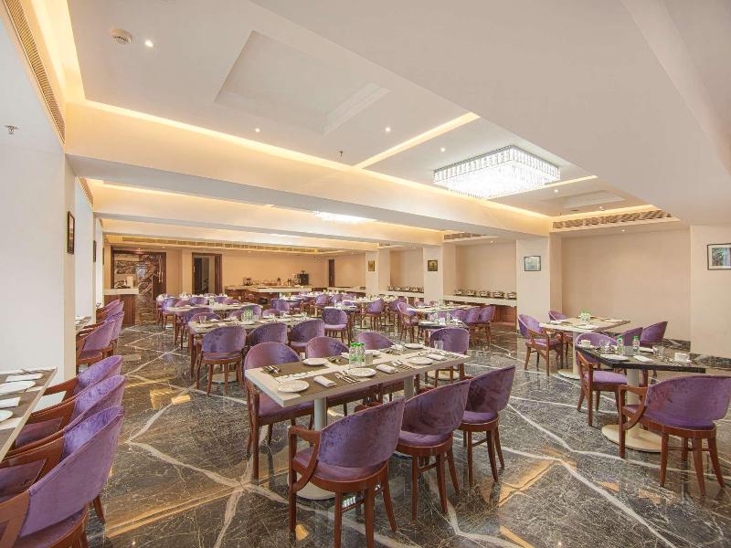Hrj Sarovar Portico Indore image