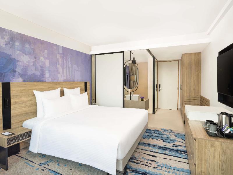 Novotel New Delhi City Centre image