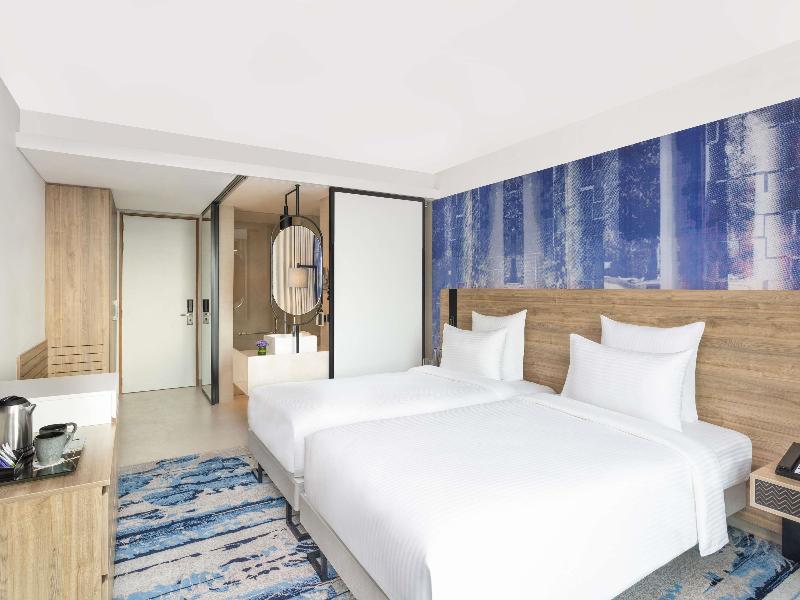 Novotel New Delhi City Centre image